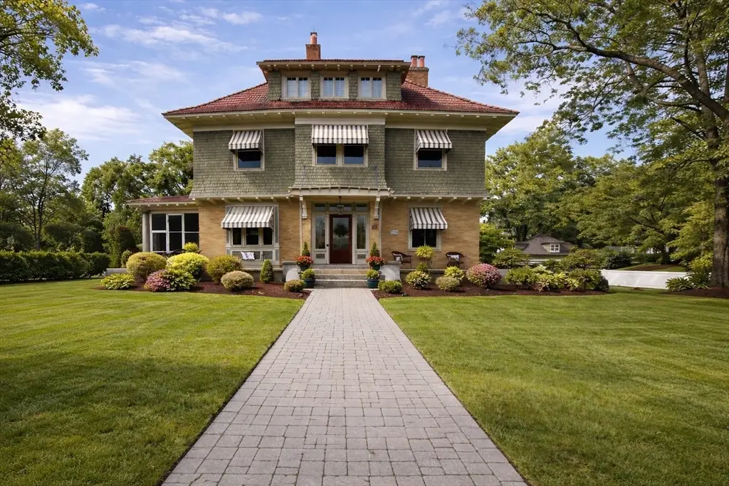 144 Woodland Rd, Woonsocket, RI 02895 - #1