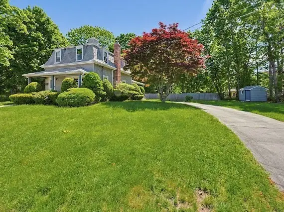 21 Park Ave, Stoughton, MA 02072 - #1