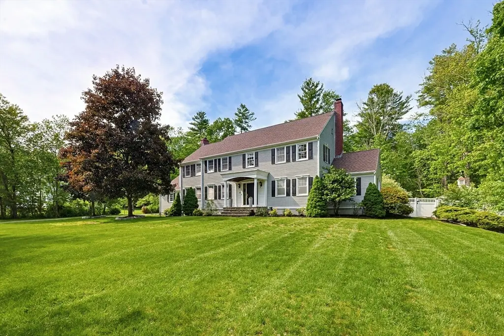 5 Hickory Dr, Medfield, MA 02052 - #1