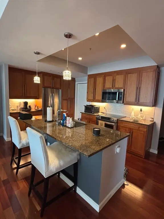 10 Nouvelle Way #S807, Natick, MA 01760