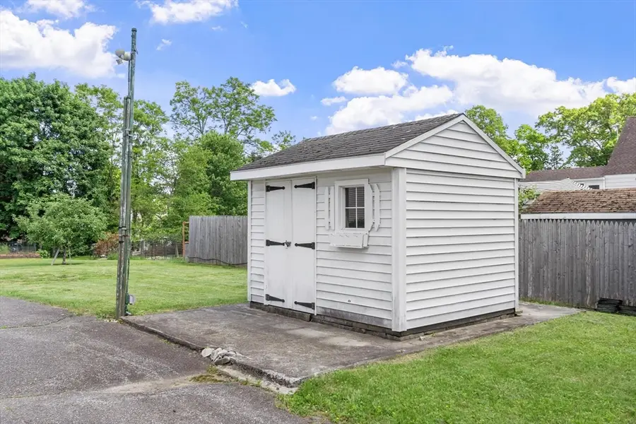 30 Elm St, Leominster, MA 01453 - #3