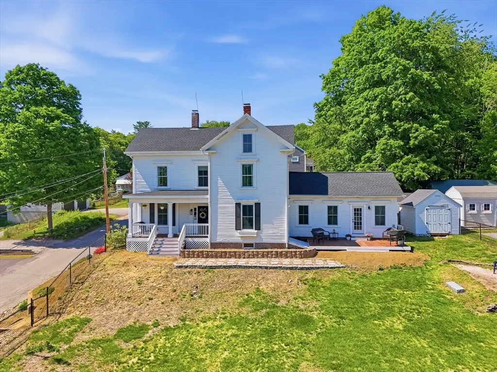 3 Prospect Hill St, Merrimac, MA 01860 - #1