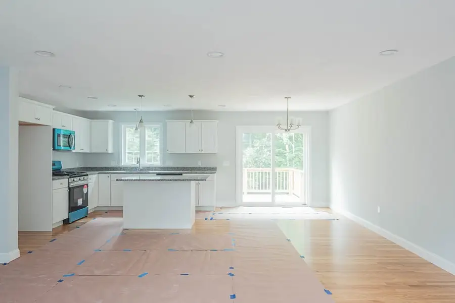 47 Mount Pleasant Ave, Holbrook, MA 02343 - #3