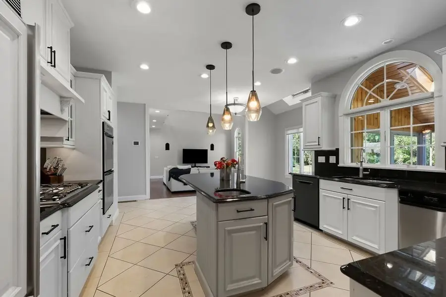 21 Coach Road, North Attleboro, MA 02760 - #3