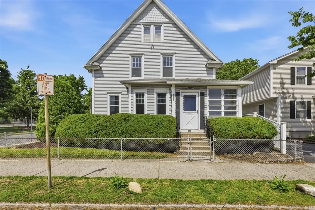 585 Armory St, Springfield, MA 01104 - #1