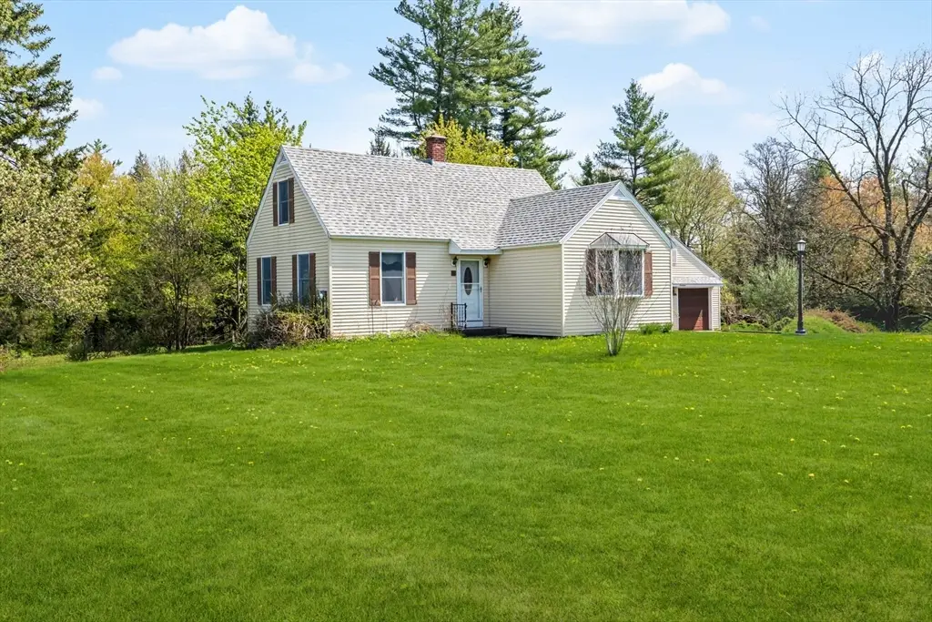 17 Moosebrook Rd, Southampton, MA 01073 - #1