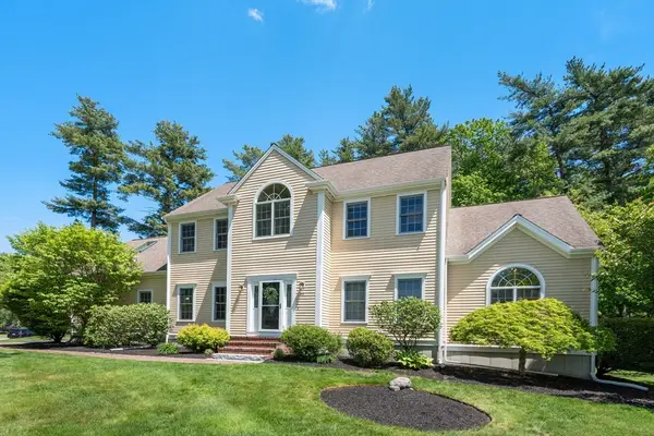 48 Beethoven Ave, Walpole, MA 02081