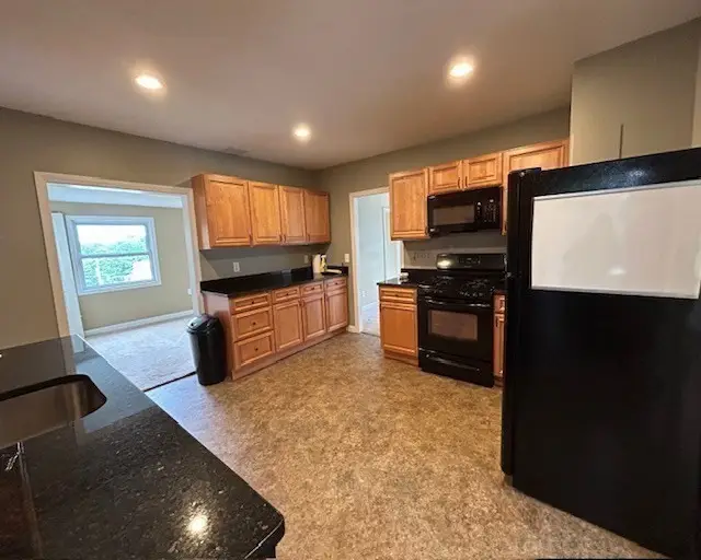 5 Anna St, Worcester, MA 01606 - #2