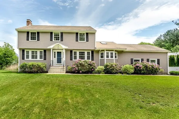 6 Raven Road, Canton, MA 02021