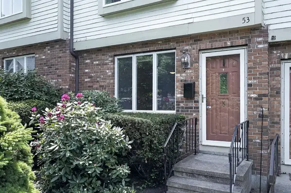 53 S Walnut St #3, Quincy, MA 02169