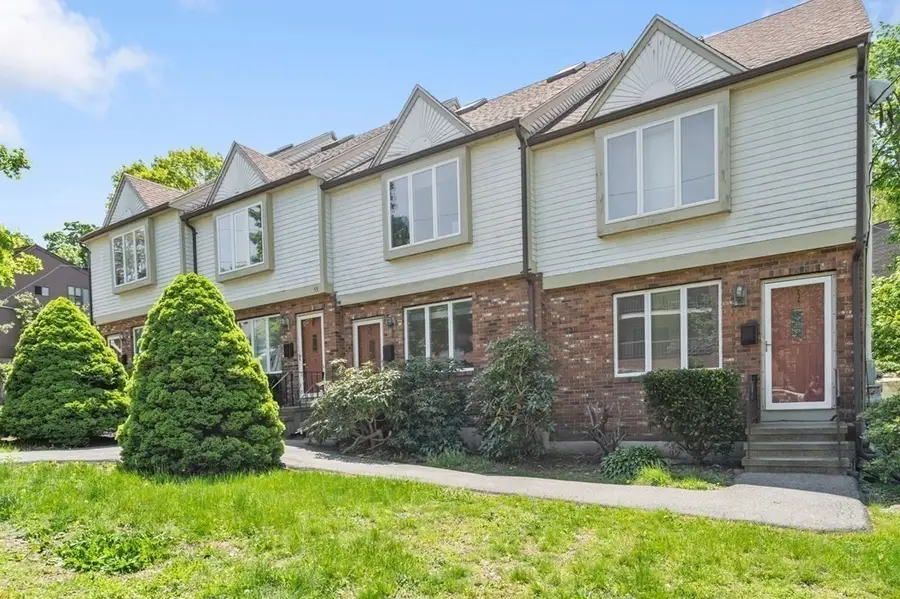 53 S Walnut St #3, Quincy, MA 02169 - #2