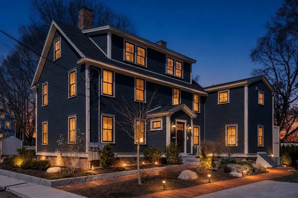 6 Center #B, Amesbury, MA 01913 - #1