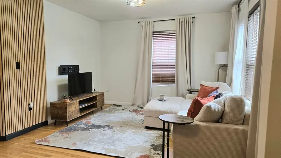 407 Washington St #2, Boston, MA 02124 - #2