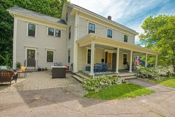 7 Oakland Ave., Easton, MA 02334