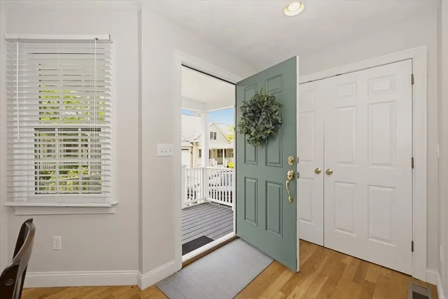 10 Charnstaff Ln #202, Billerica, MA 01821 - #3