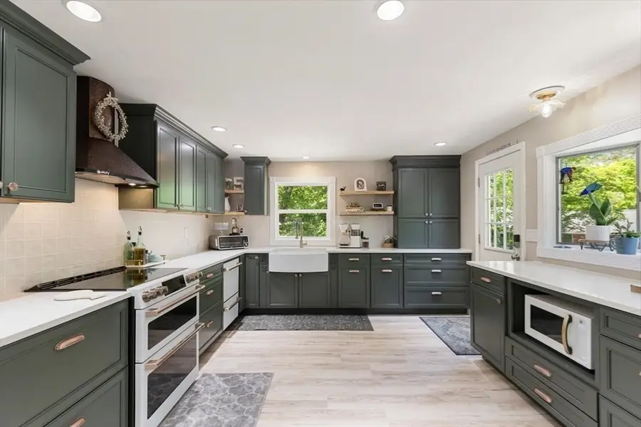 71 Hesperus Ave, Gloucester, MA 01930 - #3