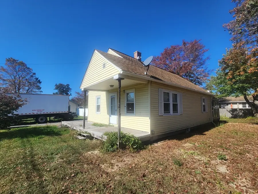 2 Alice St, Turners Falls, MA 01376 - #2