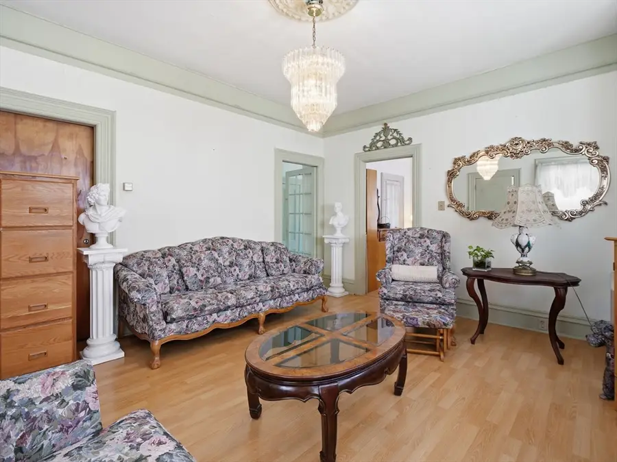 223 Stackpole St, Lowell, MA 01852 - #3