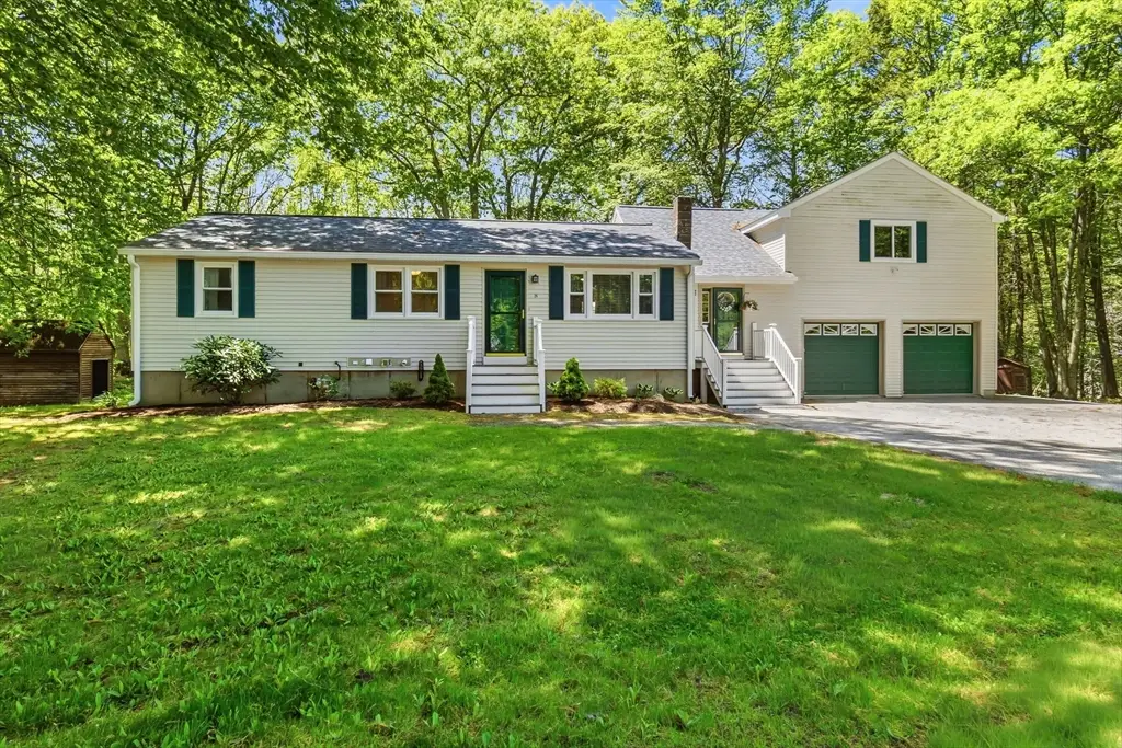 26 Back River Rd, Amesbury, MA 01913 - #1