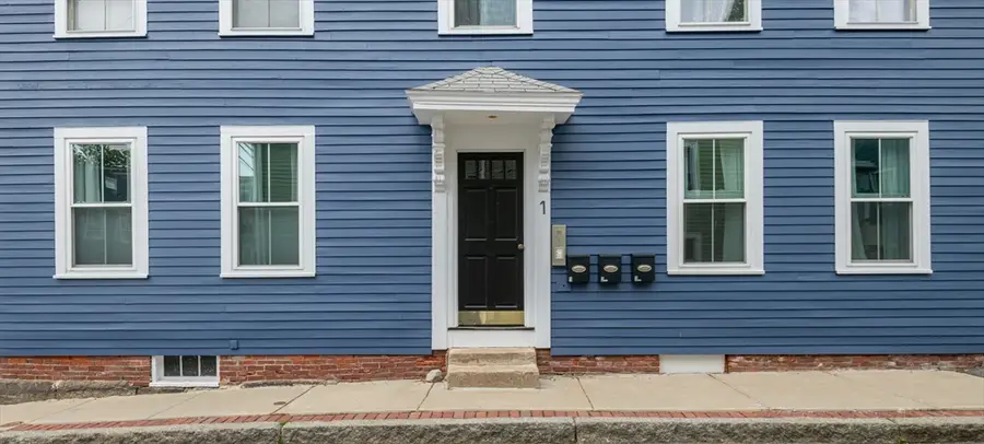 1 Turner St #1, Salem, MA 01970 - #3