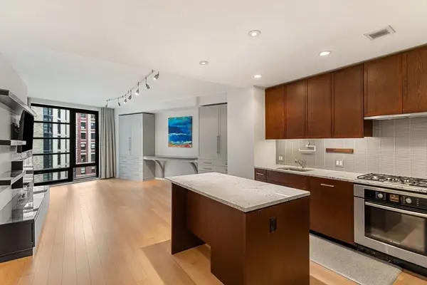 580 Washington St #5E, Boston, MA 02111