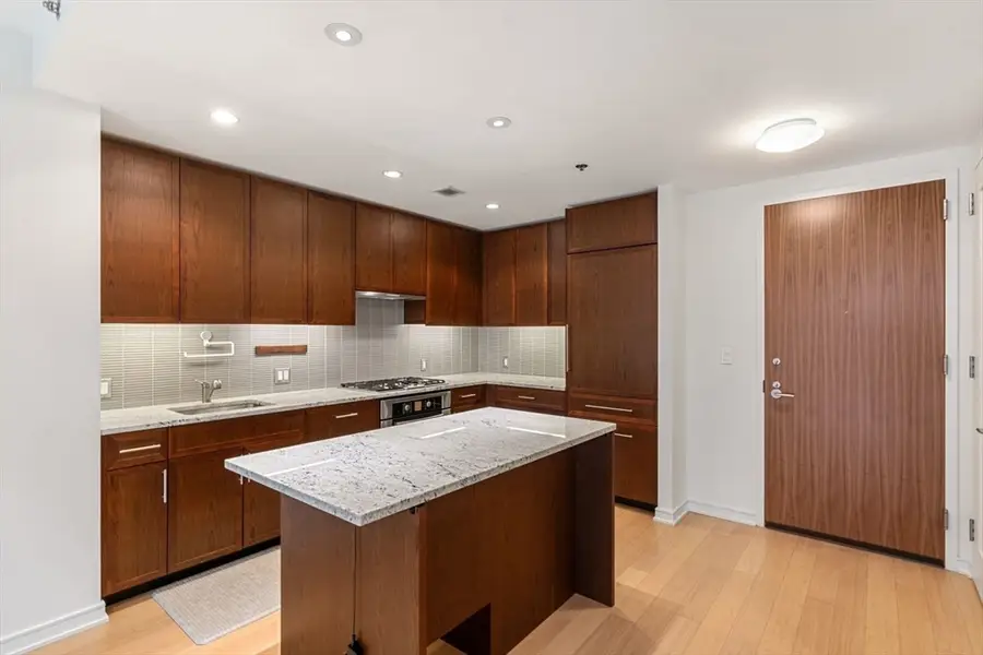 580 Washington St #5E, Boston, MA 02111 - #2