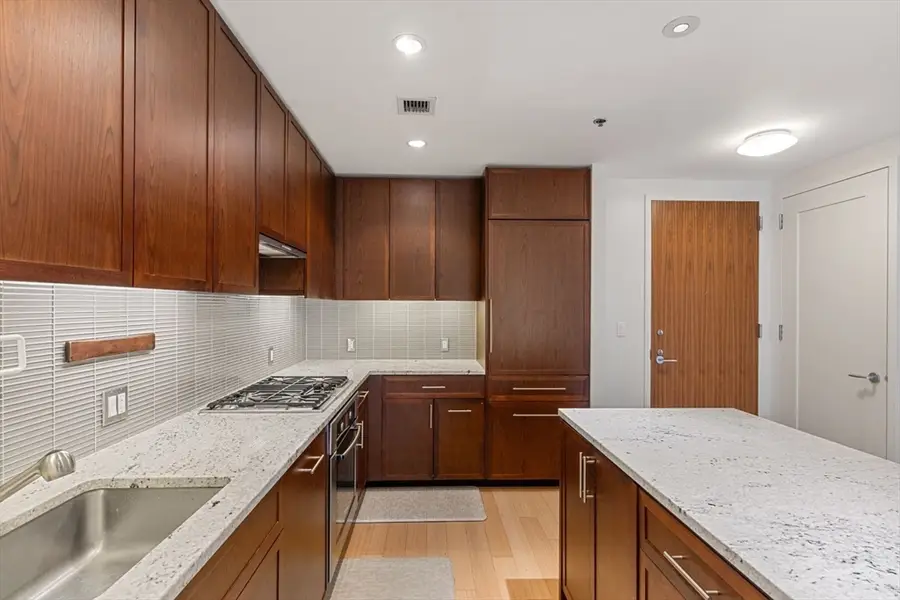 580 Washington St #5E, Boston, MA 02111 - #3