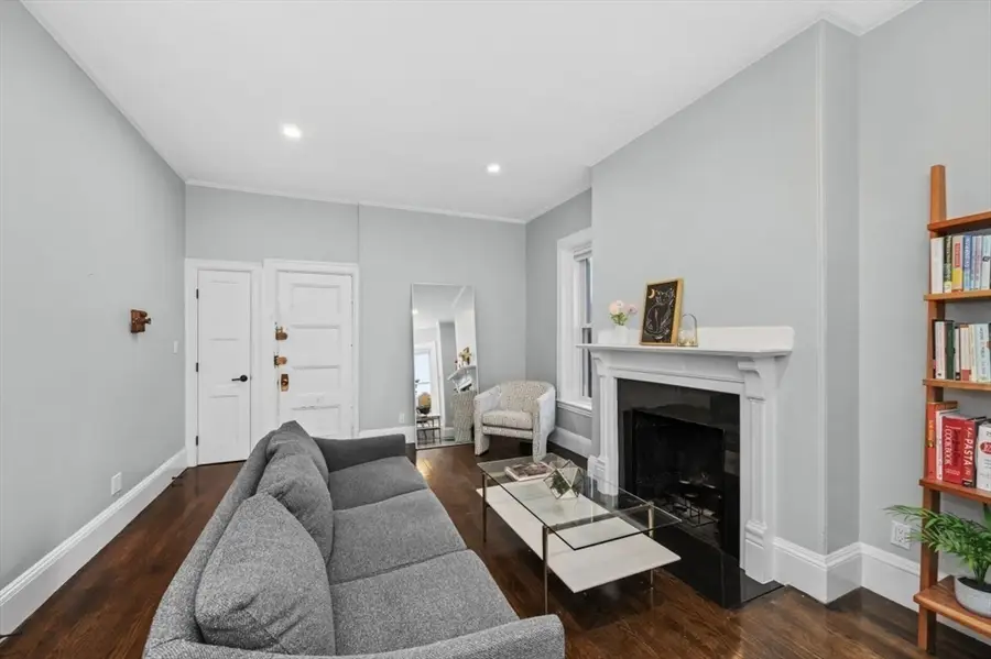 1880 Beacon St #6, Brookline, MA 02445 - #3
