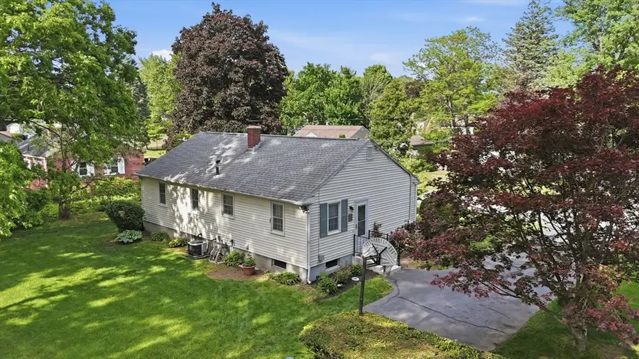 28 Northway Dr, Springfield, MA 01119 - #3