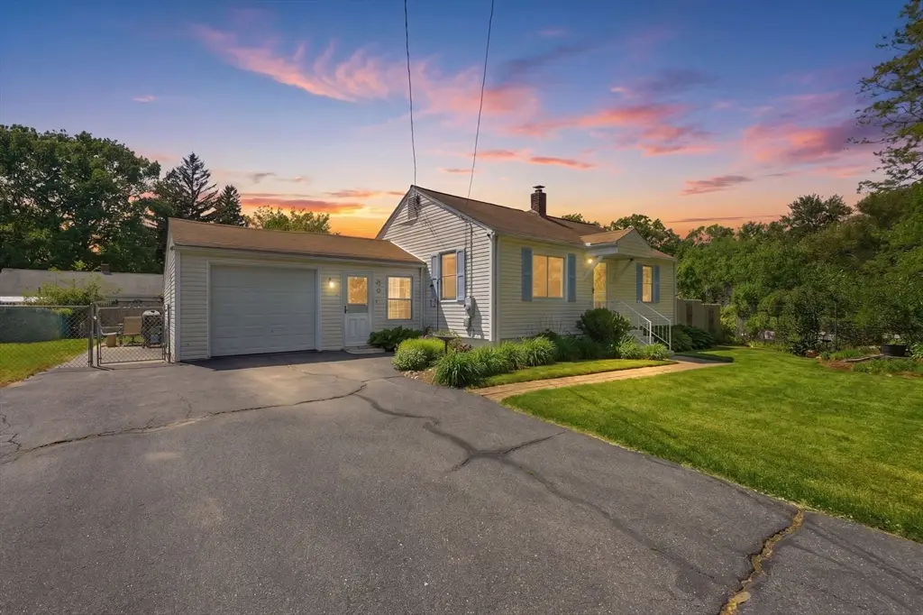 44 Harding St, Springfield, MA 01109 - #1