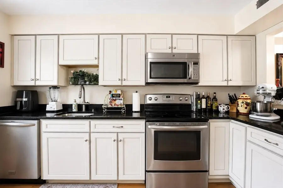 13 Beals Cove Rd #F, Hingham, MA 02043 - #2