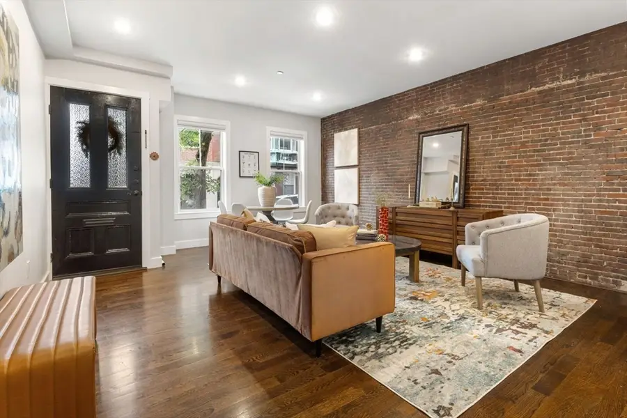 62-64 Elm St #1, Boston, MA 02129 - #2