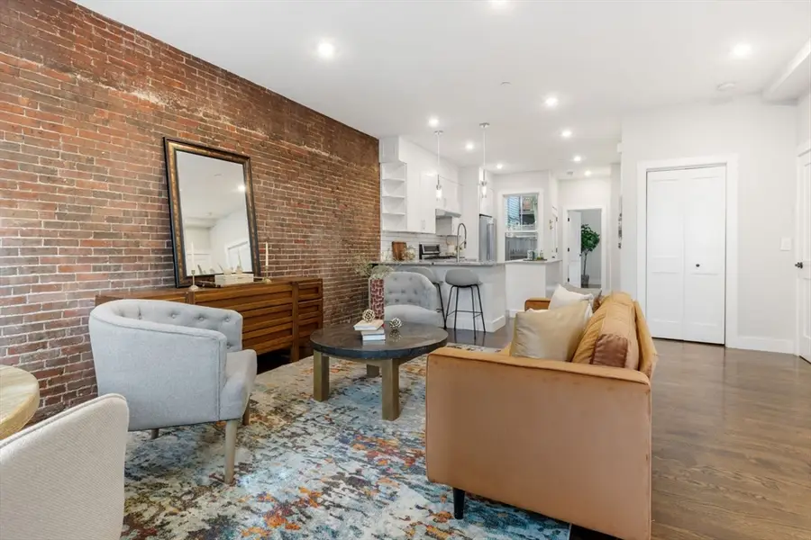 62-64 Elm St #1, Boston, MA 02129 - #3