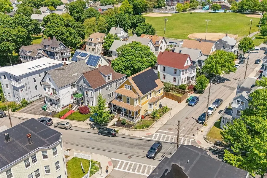 72 Winchester St, Medford, MA 02155 - #3