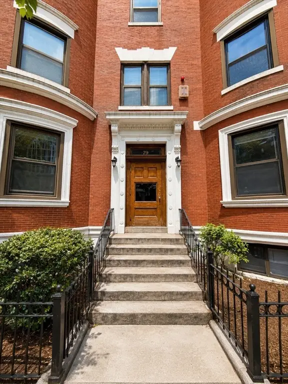 79 Gainsborough St #204, Boston, MA 02115