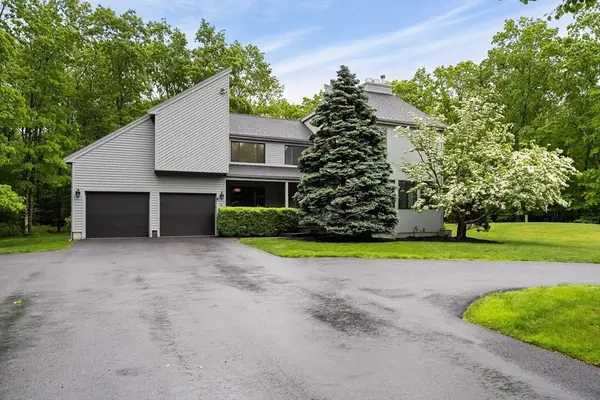14 Appleblossom Ln, Easton, MA 02375