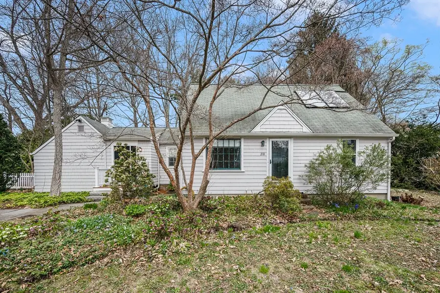 210 Pleasant St, Seekonk, MA 02771 - #3