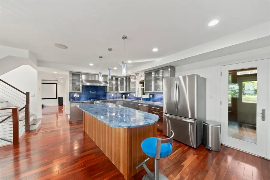 122 Parke Ave, Quincy, MA 02171 - #2