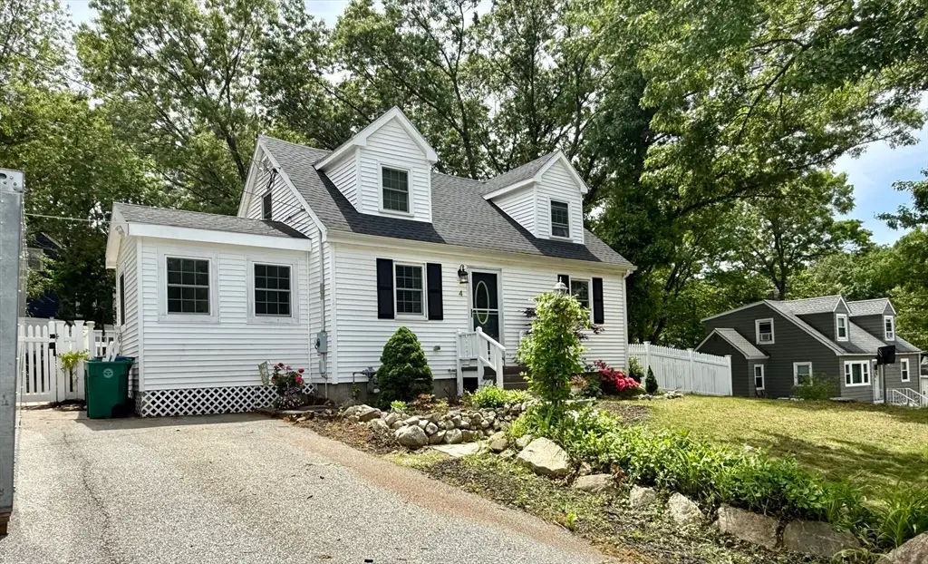 4 Robin Rd, Billerica, MA 01821 - #1