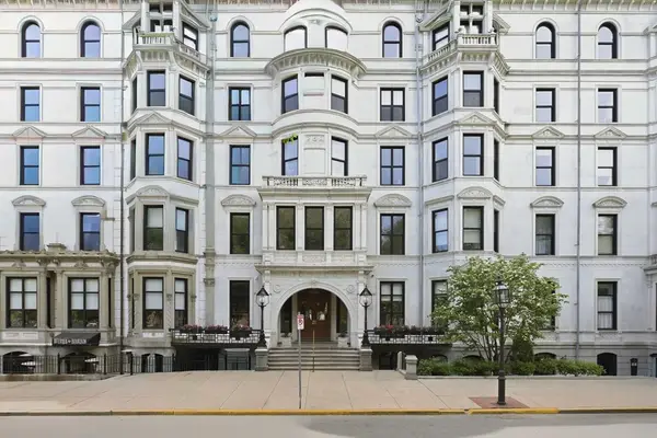 160 Commonwealth Ave #520, Boston, MA 02116