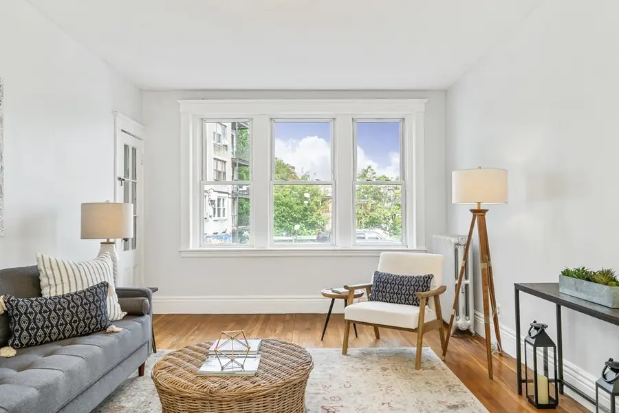 8 Kinross Rd #4, Boston, MA 02135 - #2