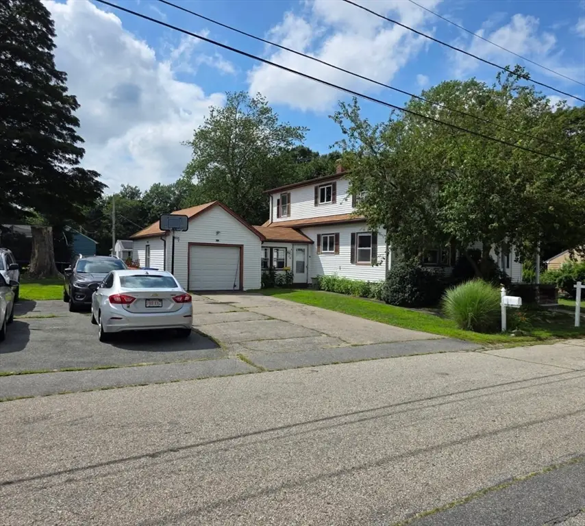 20 Foch Ave, Seekonk, MA 02771 - #3