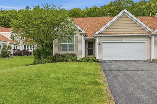 39 Brook Lane #39, Berlin, MA 01503