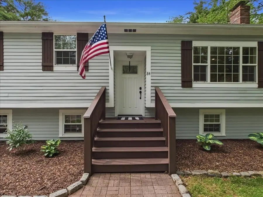 84 Seekell St, East Taunton, MA 02718 - #2