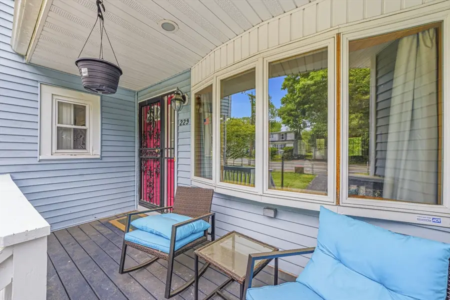 229 Summer St, Weymouth, MA 02188 - #3
