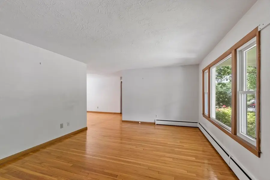 12 Abbott Lane, Chelmsford, MA 01824 - #2