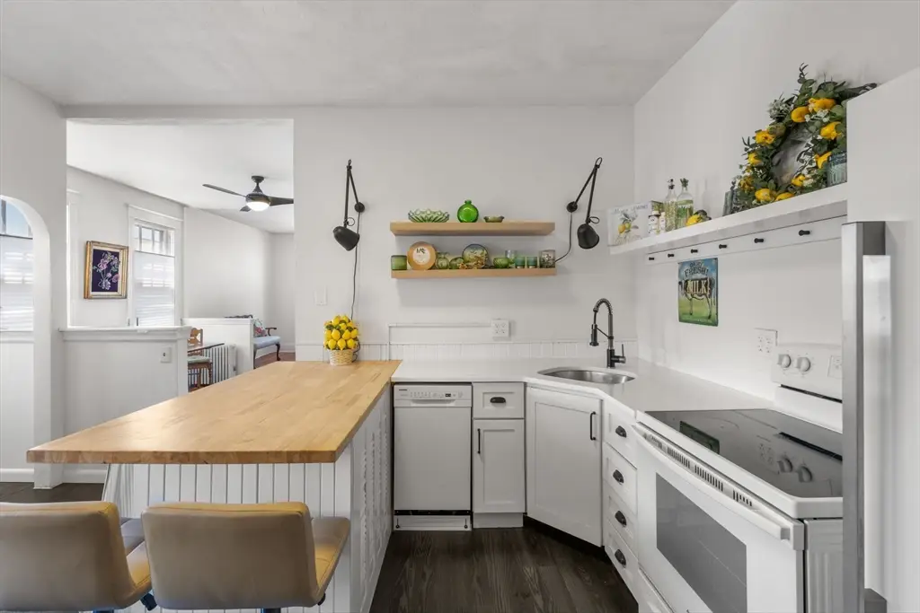 16 Leavitt Street #3, Salem, MA 01970 - #1