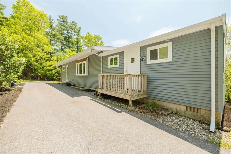 33 Margaret Rd, East Taunton, MA 02718 - #2