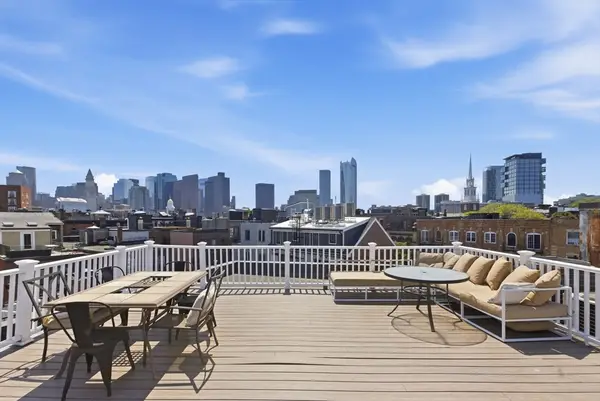 406-418 Commercial St #1A, Boston, MA 02109