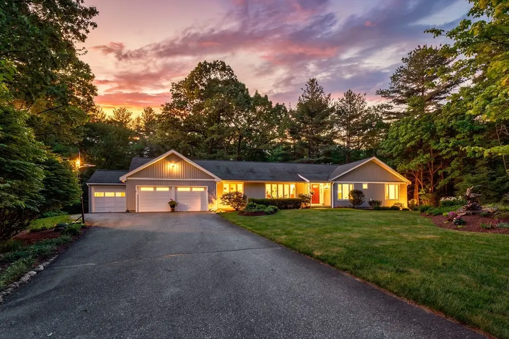 4 Simon Atherton Row, Harvard, MA 01451 - #1